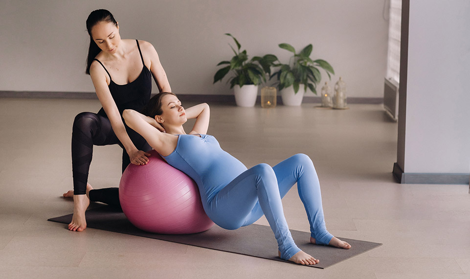 Yoga Europe - Teacher Training Course, 85 Hours Pregnancy Yoga TTC